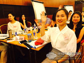 家庭主婦變身禮儀培訓(xùn)師 一姐 ,一天收費(fèi)上萬(wàn)