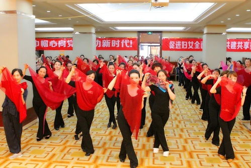 重慶城口 跟著乘風(fēng)破浪的小姐姐們內(nèi)修生命美好 外展優(yōu)雅儀態(tài)